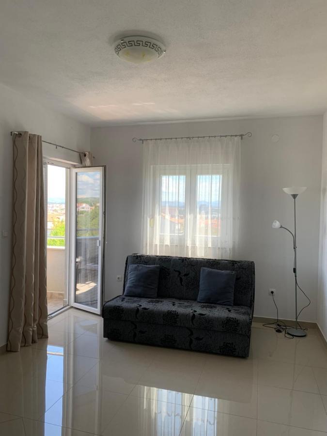 Green Hill Family Apartments Vodice Exterior foto