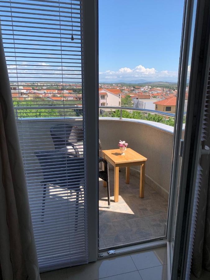Green Hill Family Apartments Vodice Exterior foto