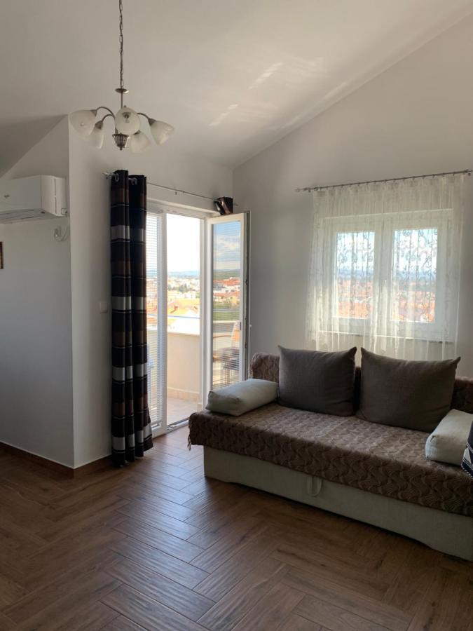 Green Hill Family Apartments Vodice Exterior foto